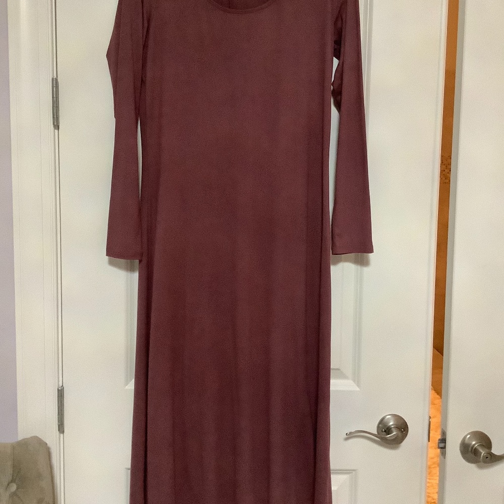 G.I.L.I Soft 3/4 Dress  With asymmetrical hem Soft Berry